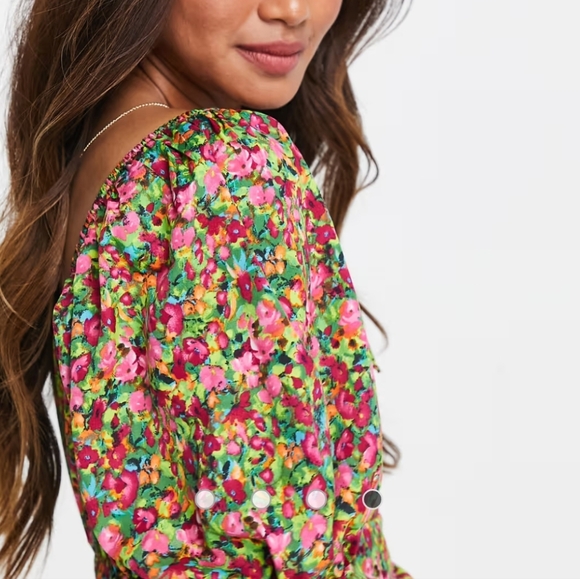 NWT Vero Moda Shirred Milkmaid Dress In Mixed Ditsy Floral - Picture 3 of 9